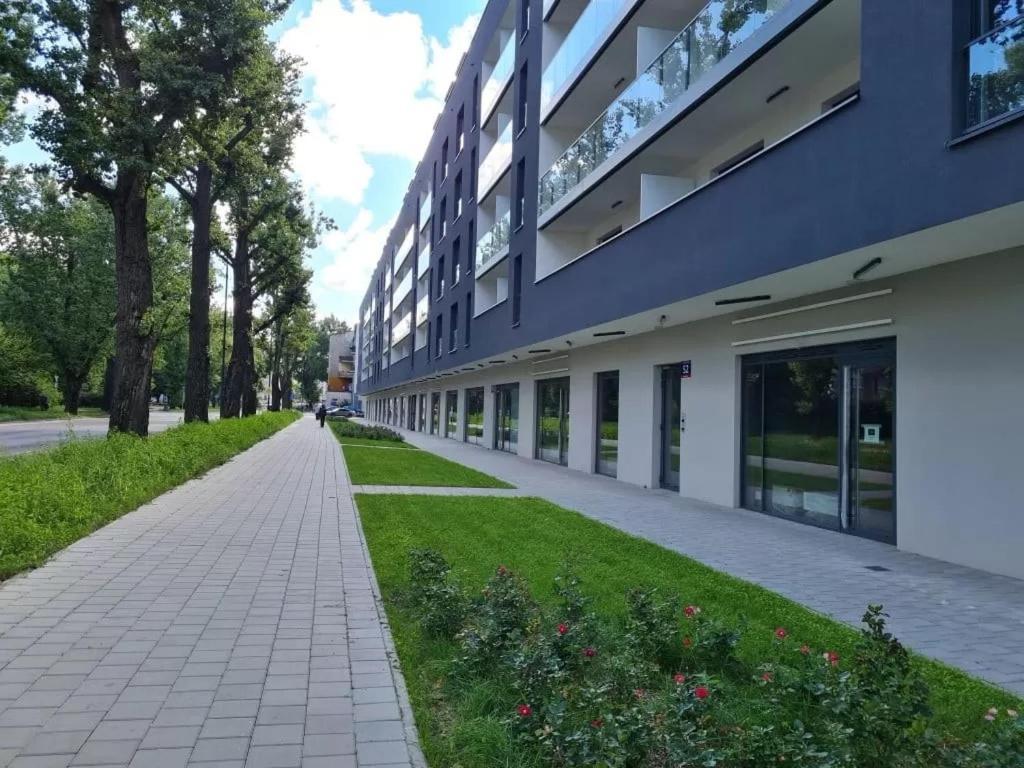 Manufaktura Residence - Apartamenty Prestiz Z Garazem Podziemnym I Dwoma Lazienkami Лодзь Екстер'єр фото